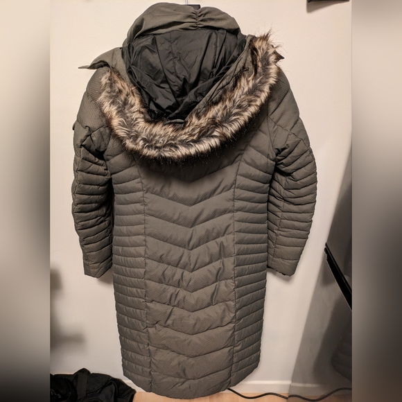 Eddie Bauer Sun Valley Duffle Coat - Picture 3 of 4